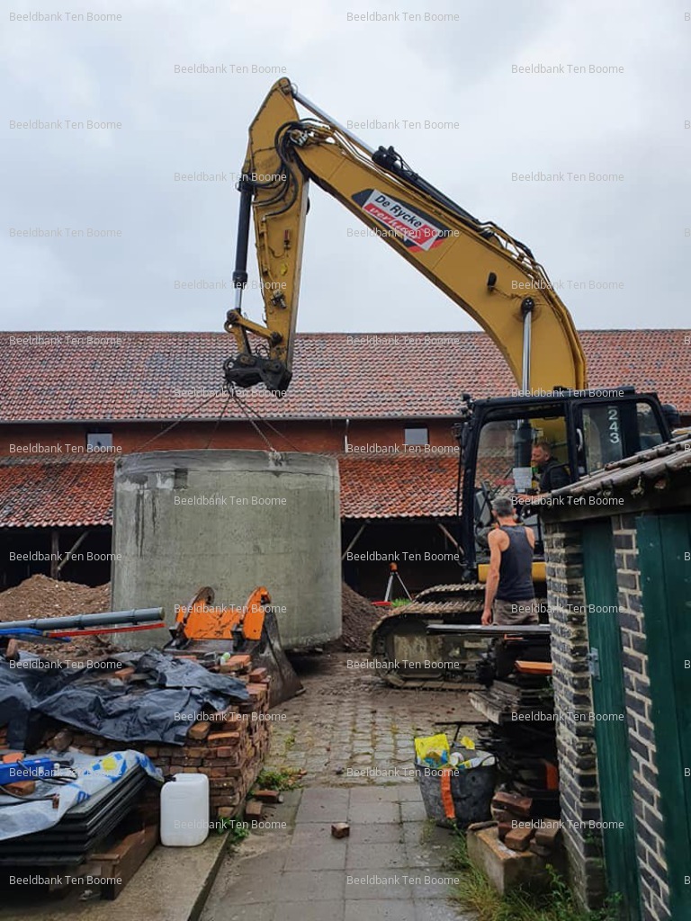 Gevonden beeld met watermerk