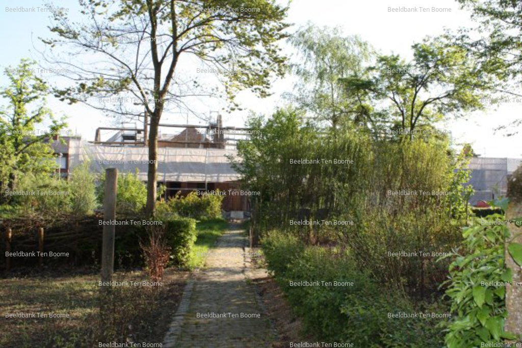 Gevonden beeld met watermerk