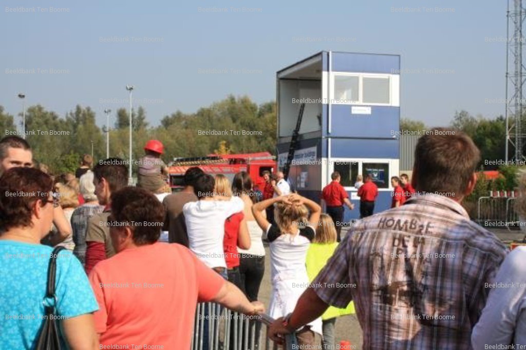 Gevonden beeld met watermerk
