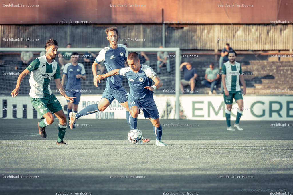 Gevonden beeld met watermerk