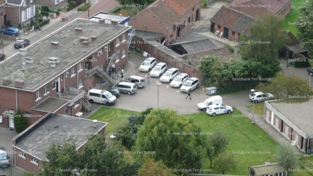 Gevonden beeld met watermerk