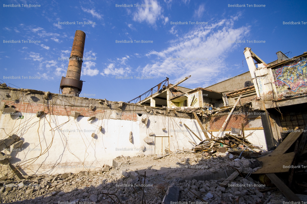 Gevonden beeld met watermerk