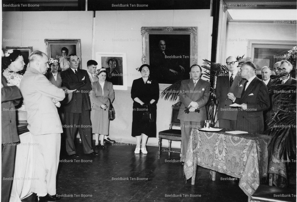 Gevonden beeld met watermerk