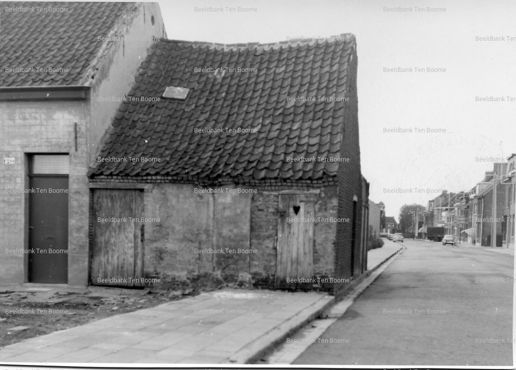 Gevonden beeld met watermerk