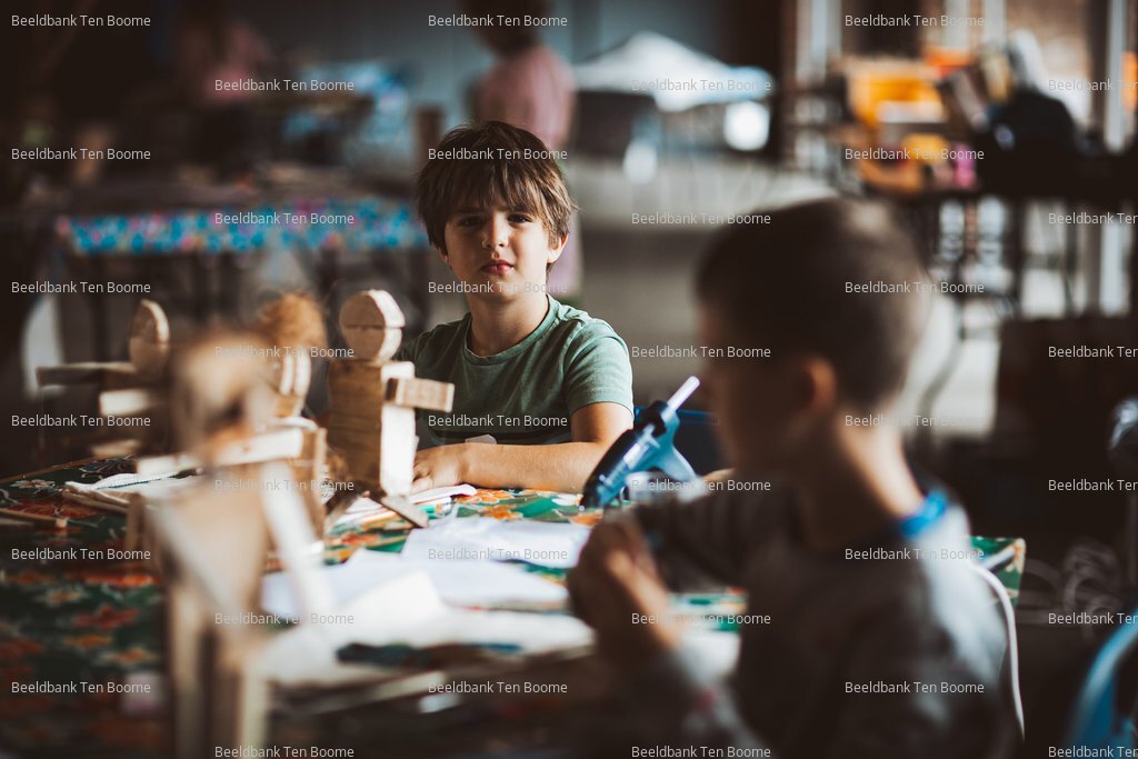 Gevonden beeld met watermerk