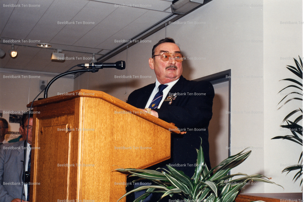 Gevonden beeld met watermerk