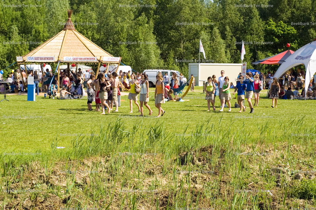 Gevonden beeld met watermerk
